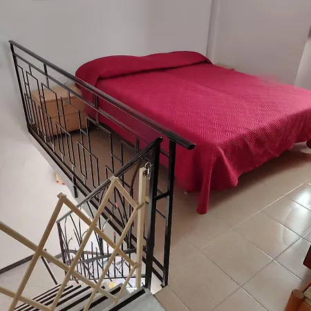 In Casa Con Cortili Ad - Sardegna