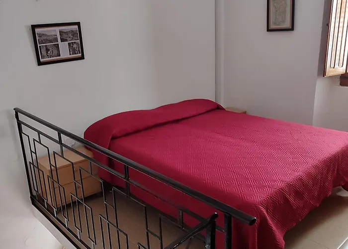 In Casa Con Cortili Ad - Sardegna * Arbus