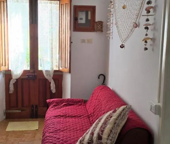 In Casa Con Cortili Ad - Sardegna Arbus